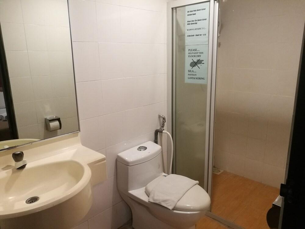 Grandpa Hotel Port Dickson Ngoại thất bức ảnh